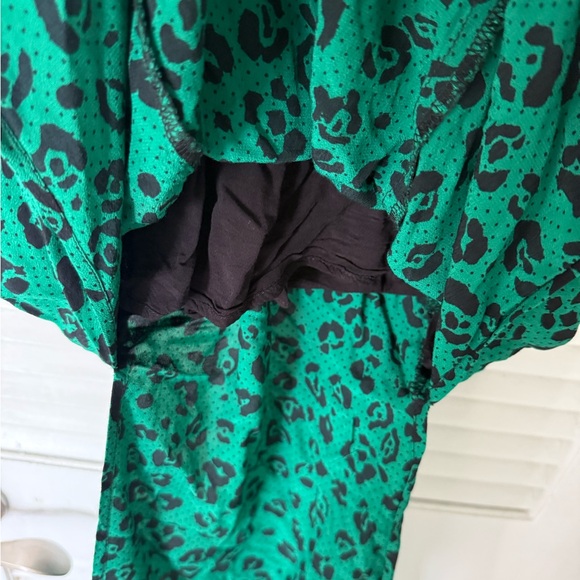 Anthropology Suboo Leafy Leopard Midi Dress
Size x small - Picture 9 of 9